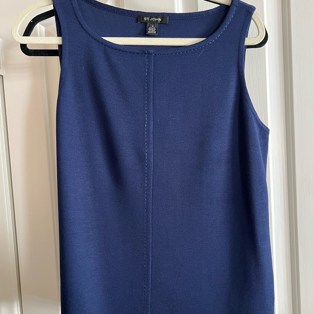 St. John Navy Sleeveless top